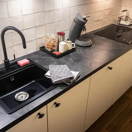 Vakantiehuis Luxurious With Private Parking *